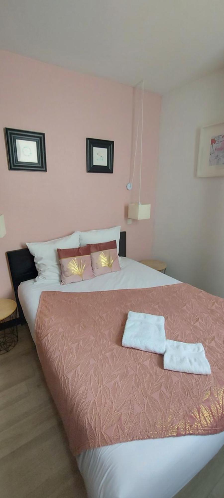 Hotel La Croisette & Restaurant Bistrot Gantier En Centre Ville Royan Luaran gambar